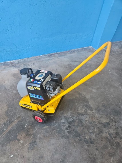 Piastra vibrante marcia avanti CB1450W