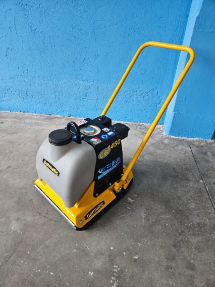 Piastra vibrante marcia avanti CB1450W